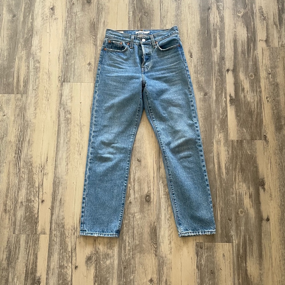 Levi’s Wedgie Straight Jeans